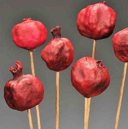 Pomegranate Red stemmed 3/bu L