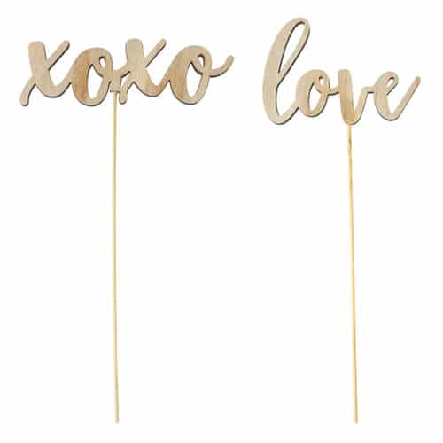 5d0739c9-bece-499d-a6f2-de0a451162e4.jpg PICK VDAY wood 18" Love & kisses #1199 - Image 1