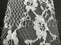 #40 lace wired white 25yrds